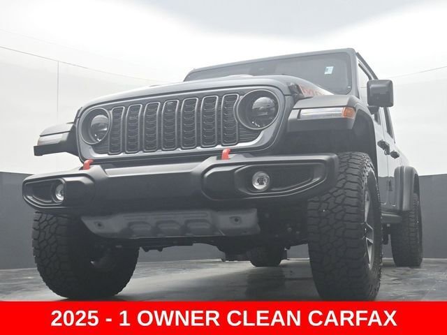 Used 2025 Jeep Gladiator Mojave w/ Convenience Group image 29