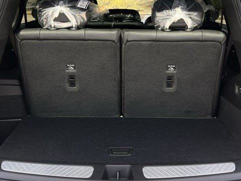 New 2027 Cadillac Vistiq Luxury AWD/4WD image 23