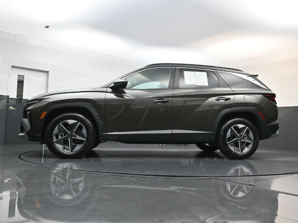 Used 2025 Hyundai Tucson SEL AWD/4WD image 27