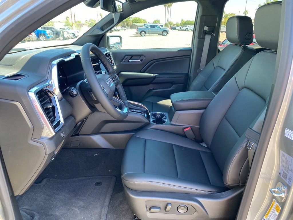 New 2026 GMC Canyon Elevation w/ Convenience Package image 29