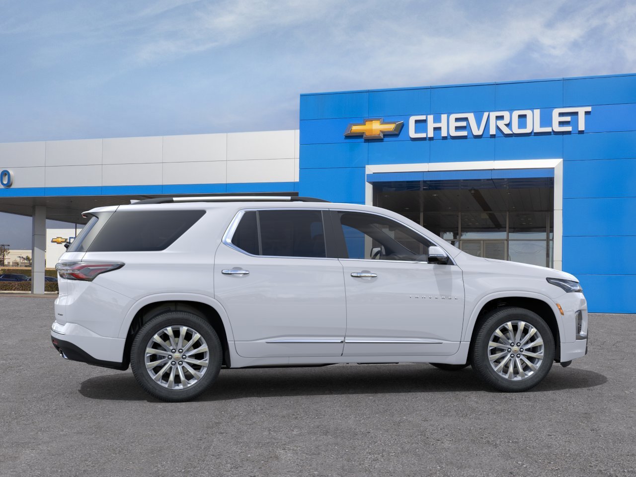 New 2023 Chevrolet Traverse Premier w/ LPO, Floor Liner Package image 5