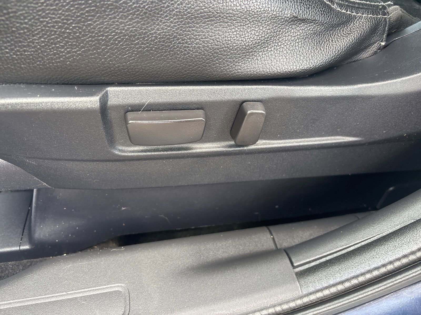 Used 2016 Mitsubishi Outlander SE image 20