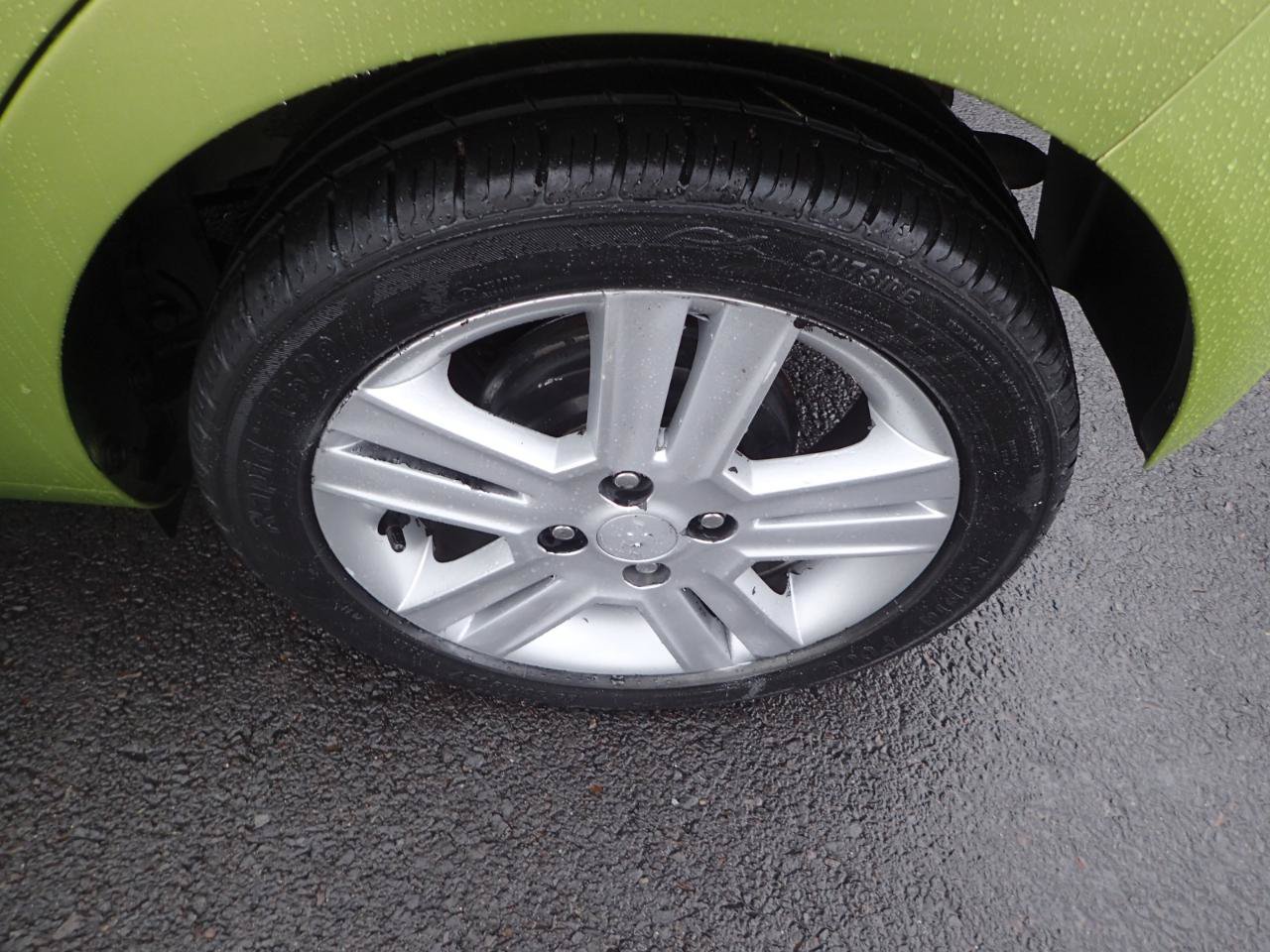 Used 2013 Chevrolet Spark LT FWD image 23