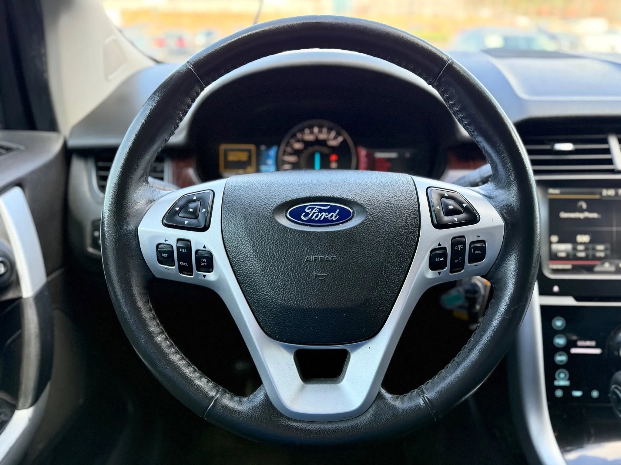 Used 2011 Ford Edge Limited image 24