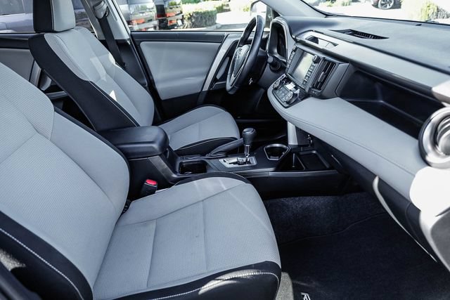 Used 2016 Toyota RAV4 XLE AWD/4WD image 20