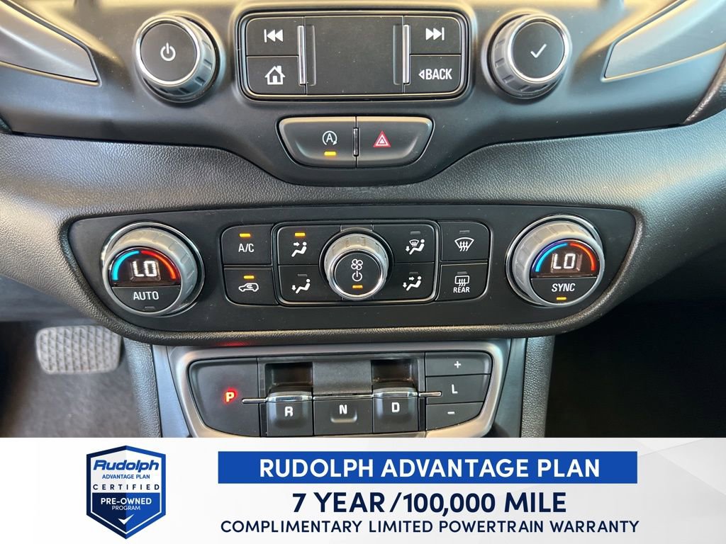 Used 2023 GMC Terrain AT4 image 44