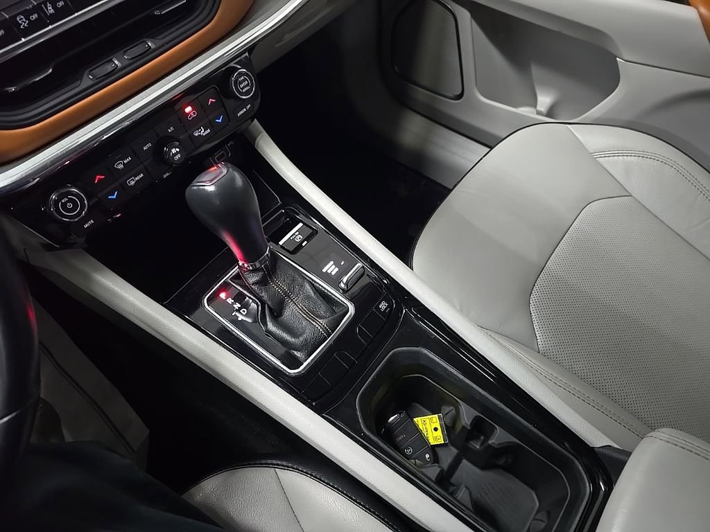 Used 2022 Jeep Compass Limited image 25