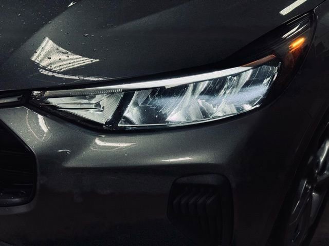 Used 2024 Ford Escape ST-Line image 2