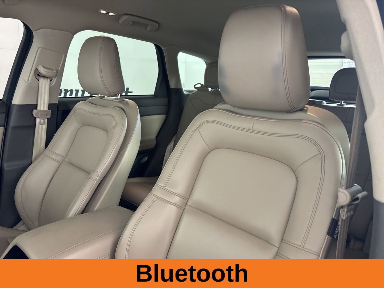 Used 2024 Lincoln Corsair FWD image 9