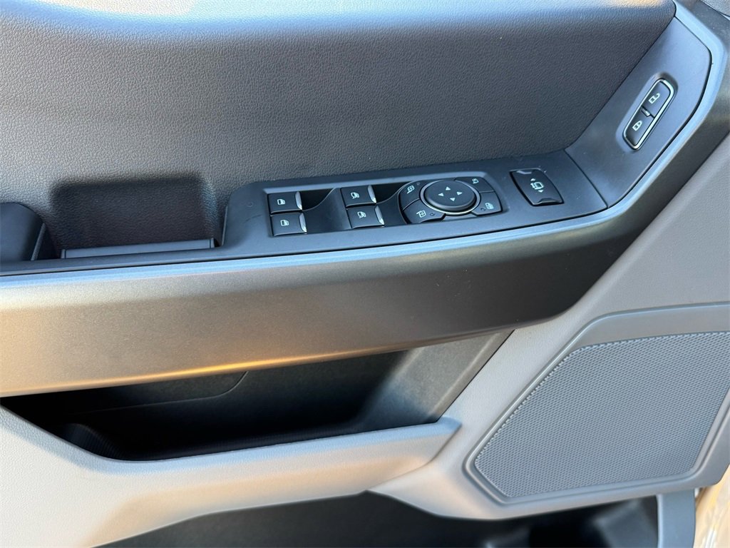 New 2026 Ford F250 XLT w/ FX4 Off-Road Package image 9
