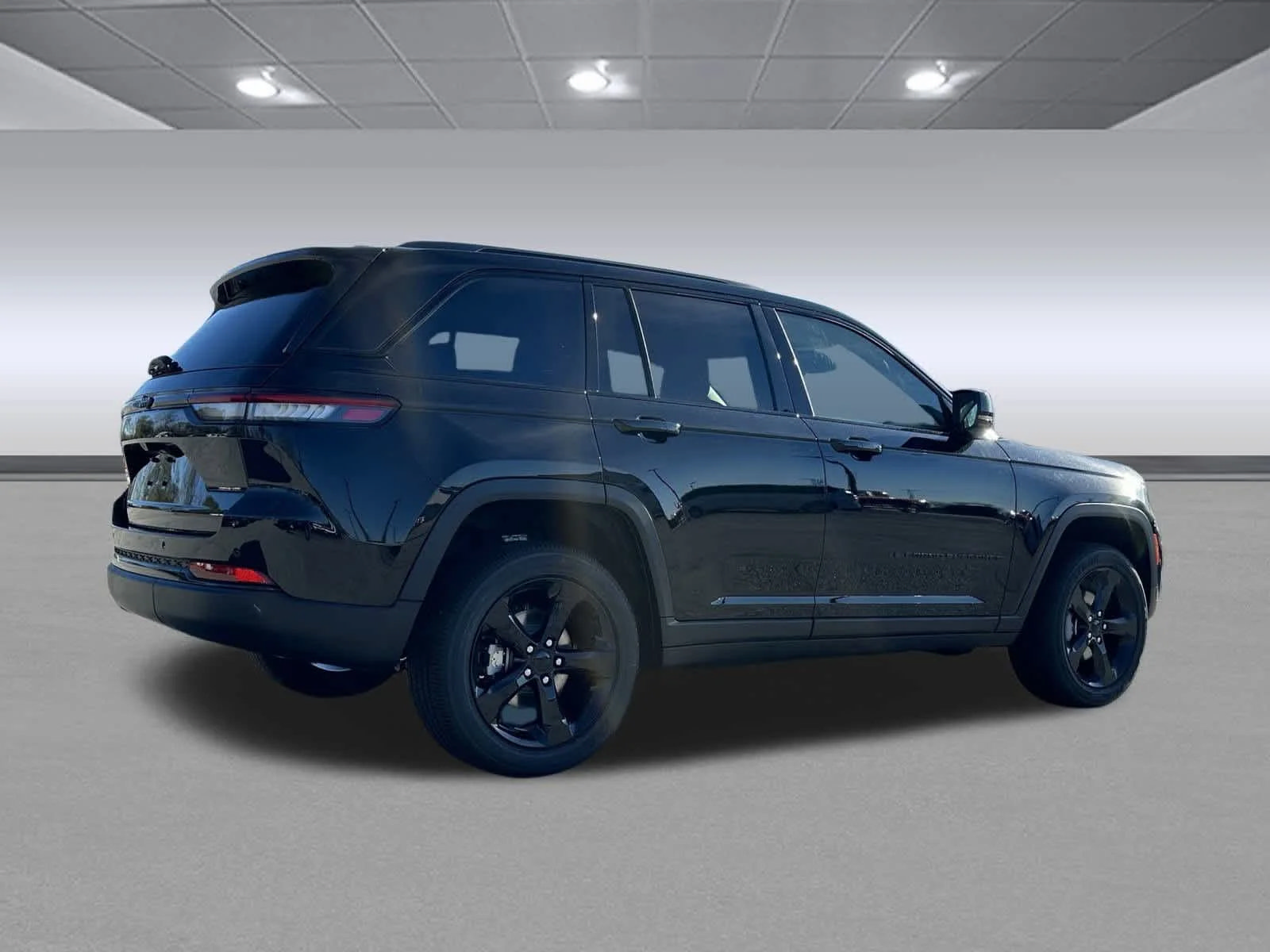 New 2025 Jeep Grand Cherokee Altitude AWD/4WD image 7