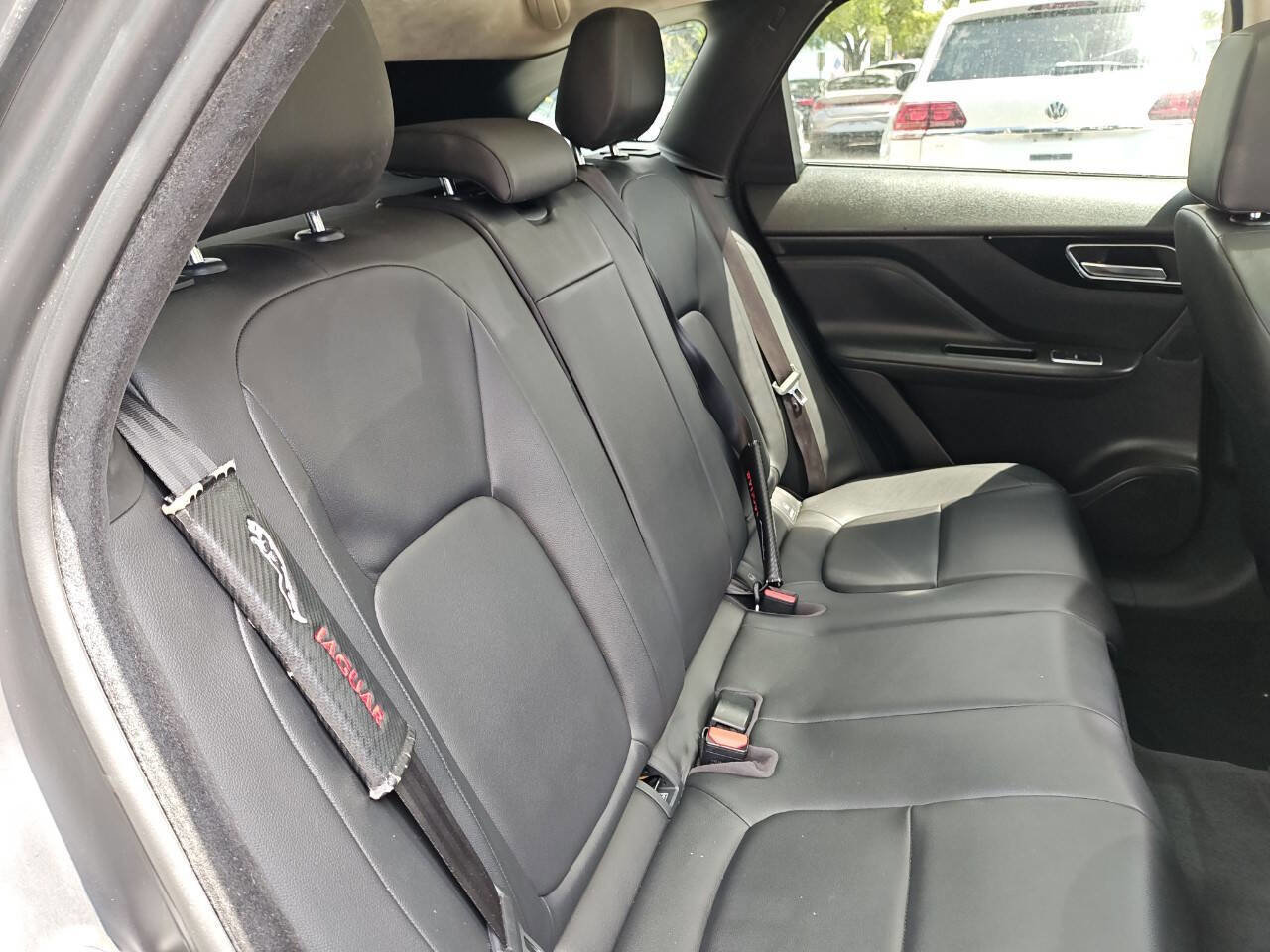Used 2019 Jaguar F-PACE AWD/4WD image 57