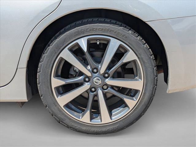 Used 2016 Nissan Altima 2.5 SR image 14
