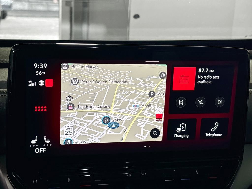 Certified 2024 Volkswagen ID.4 2WD image 17