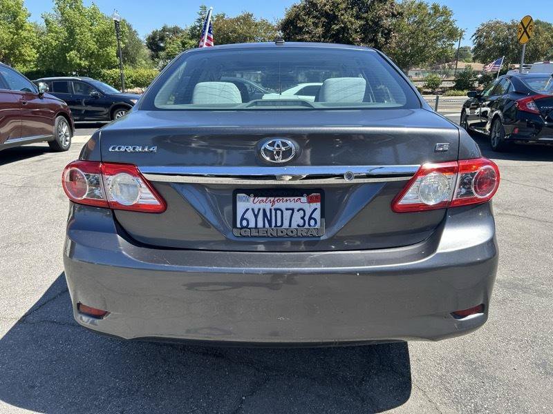 Used 2013 Toyota Corolla LE w/ Premium Pkg FWD image 4