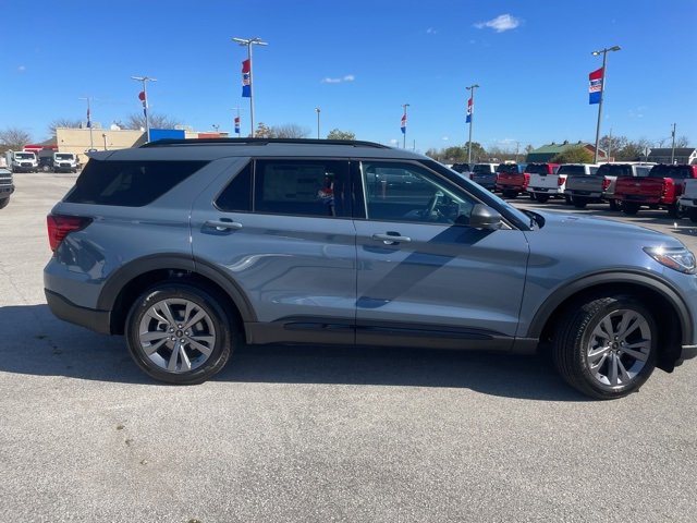 New 2026 Ford Explorer Active image 13