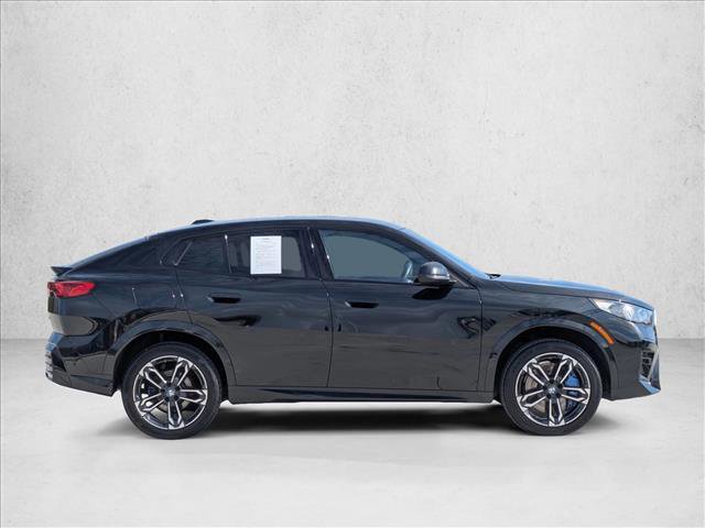 Used 2025 BMW X2 xDrive28i image 4