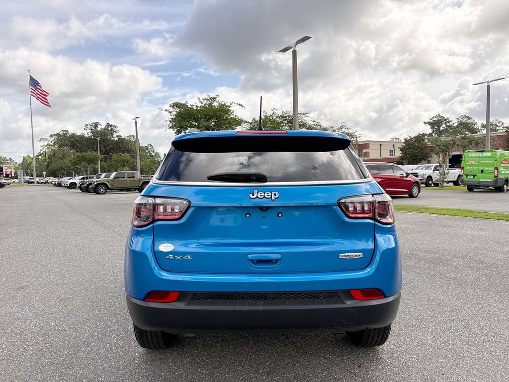 Used 2024 Jeep Compass Latitude AWD/4WD image 4