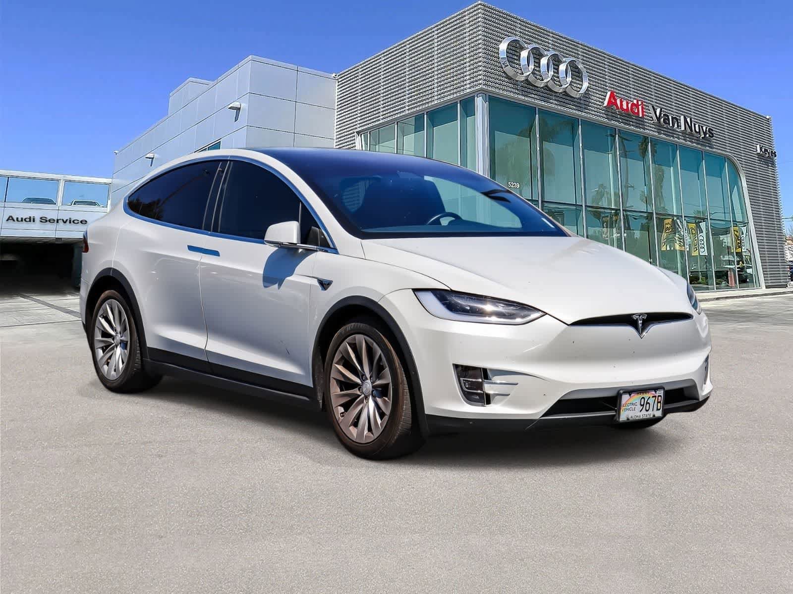 Used 2018 Tesla Model X 75D AWD/4WD image 5