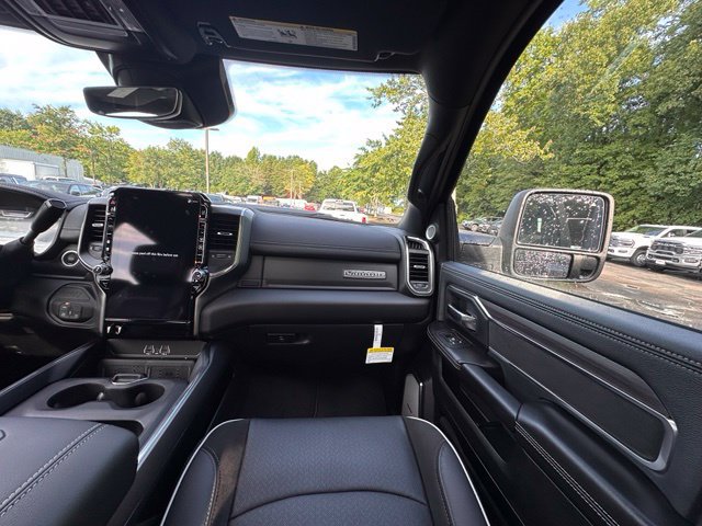 New 2026 RAM 2500 Laramie AWD/4WD image 27