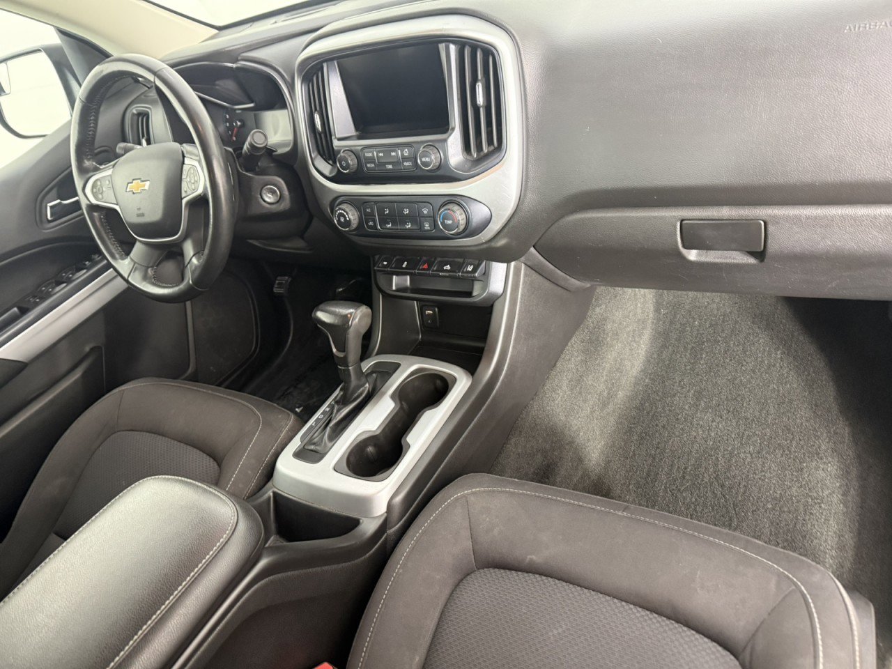 Used 2018 Chevrolet Colorado LT w/ LT Convenience Package image 11