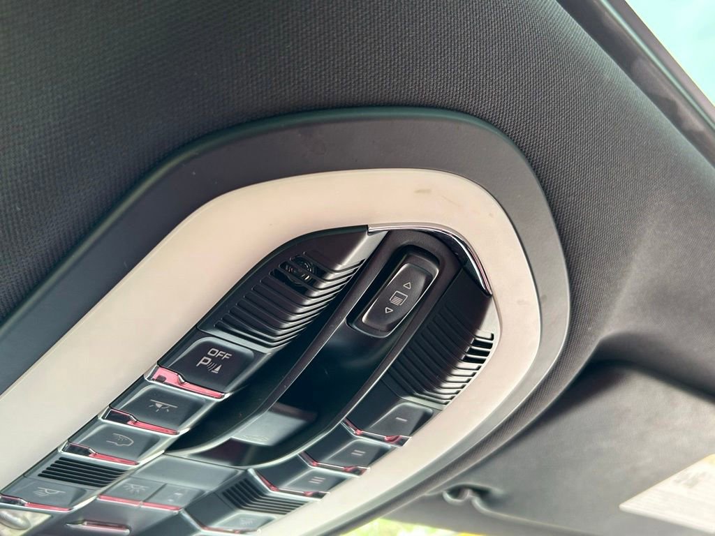 Used 2020 Porsche Macan S AWD/4WD image 27