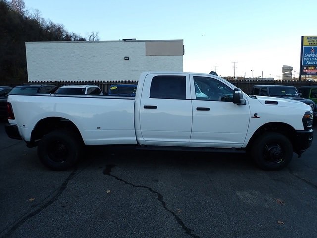 New 2026 RAM 3500 Tradesman image 9