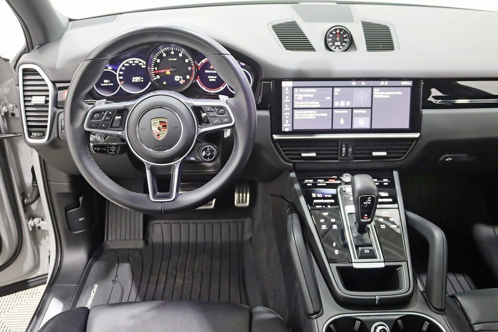 Used 2021 Porsche Cayenne S image 13