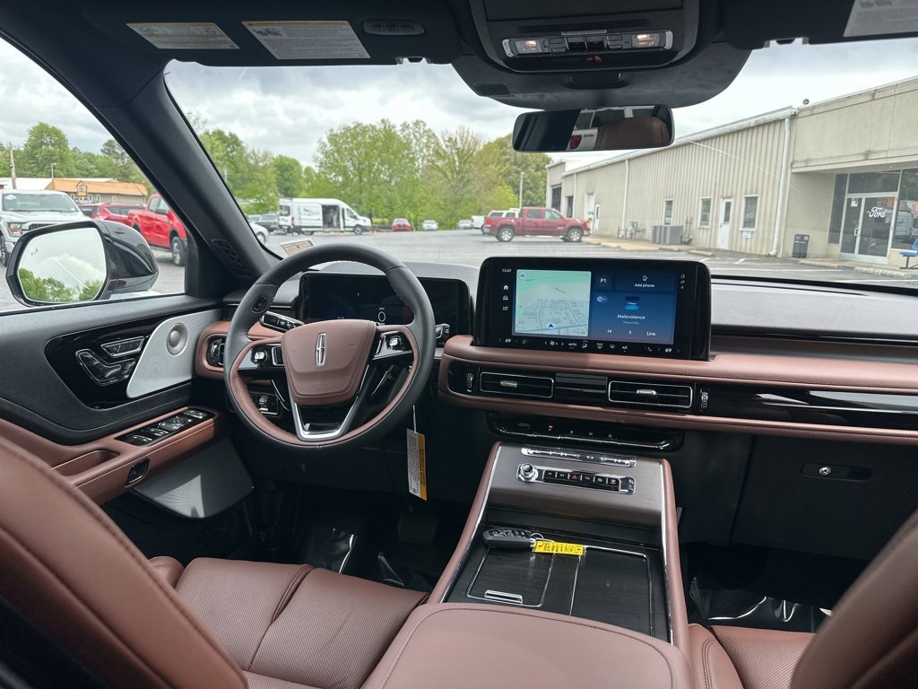 New 2025 Lincoln Aviator Reserve w/ Equipment Group 201A image 15
