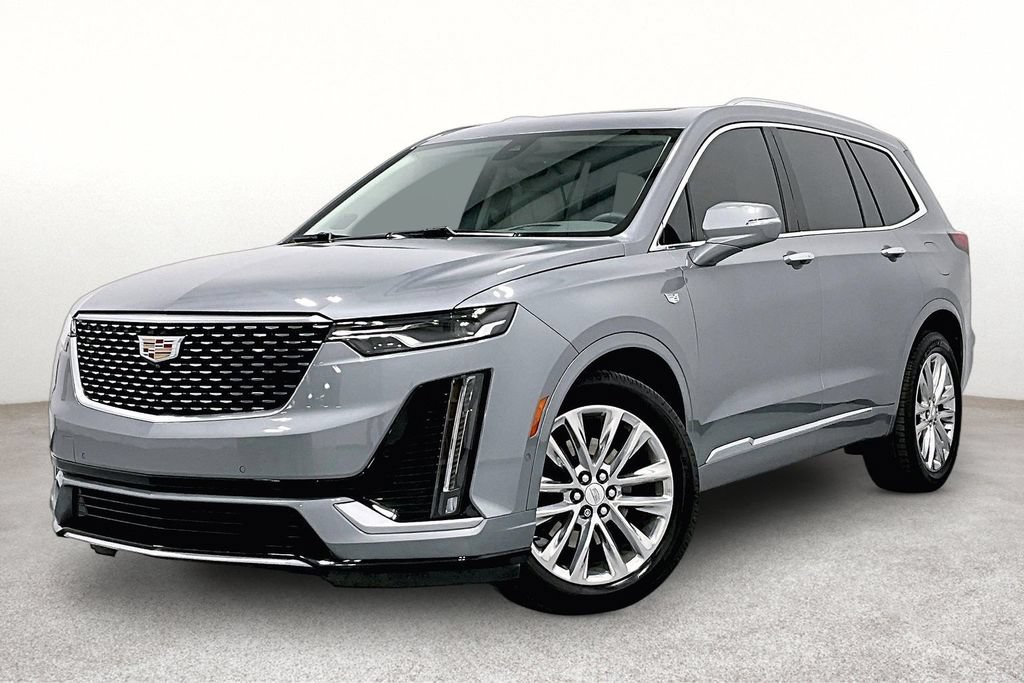 Used 2024 Cadillac XT6 Premium Luxury w/ Technology Package FWD image 14