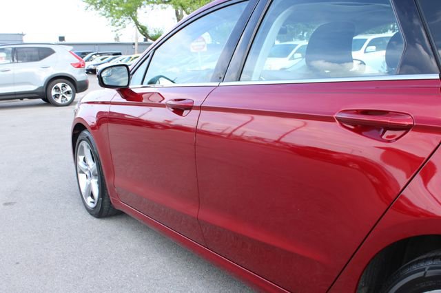 Used 2015 Ford Fusion SE FWD image 46
