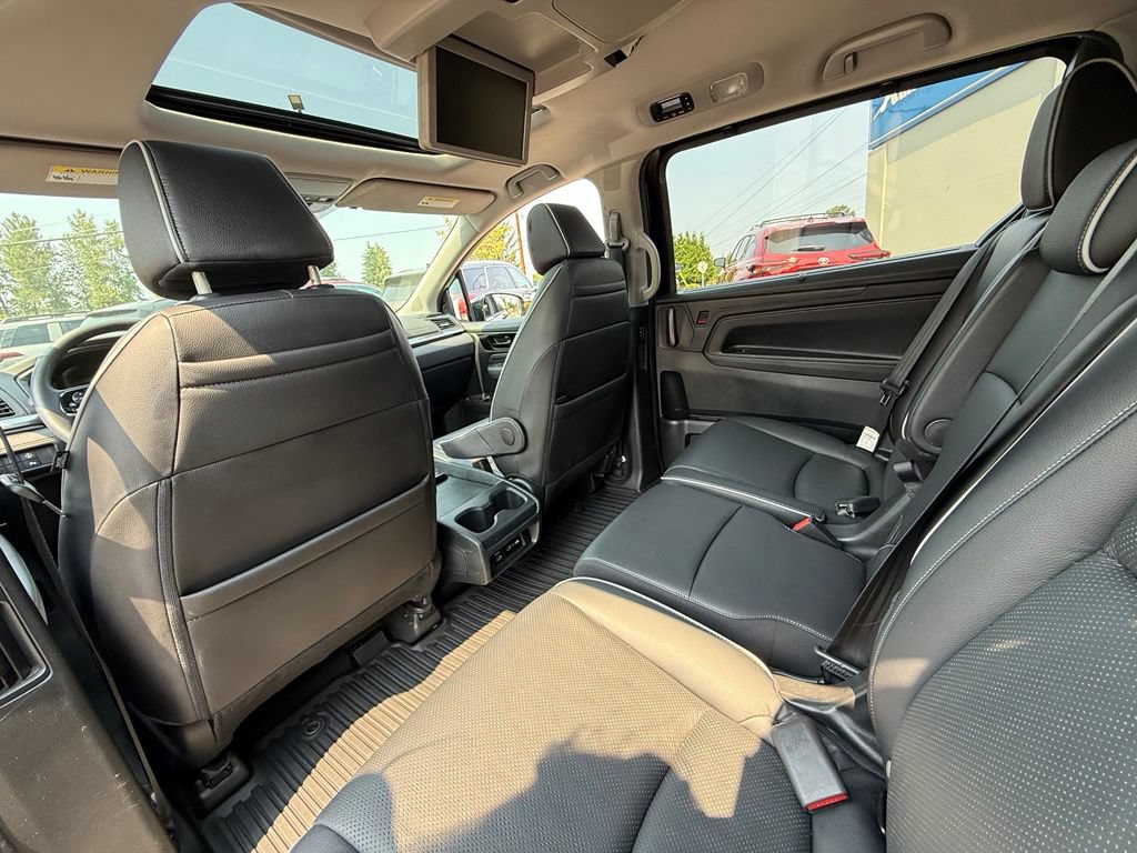 Used 2024 Honda Odyssey Elite image 11