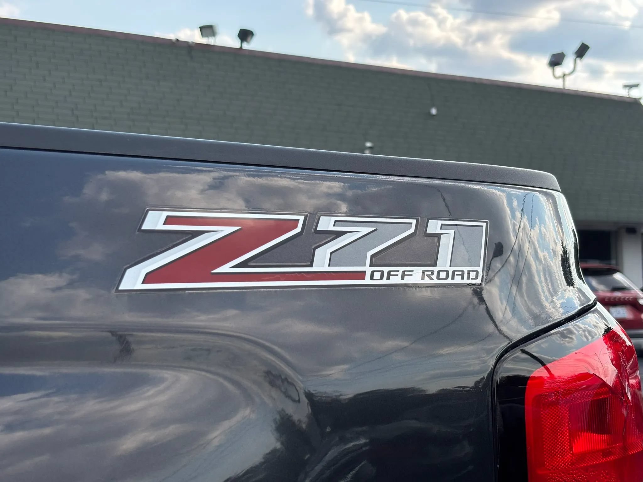 Used 2015 Chevrolet Silverado 2500 LTZ w/ Duramax Plus Package AWD/4WD image 11
