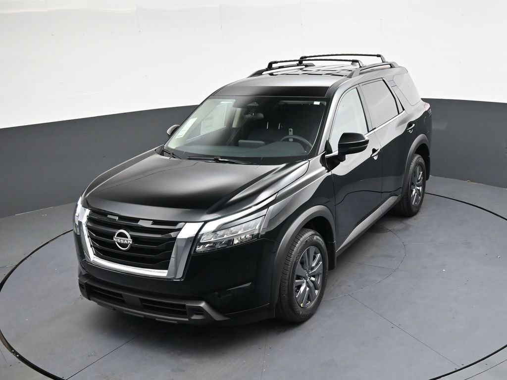 Used 2025 Nissan Pathfinder SV image 26
