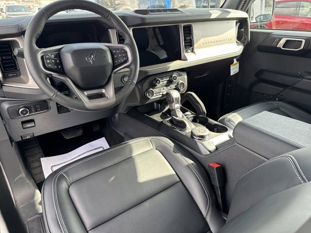 New 2026 Ford Bronco Outer Banks w/ Sasquatch Package image 12