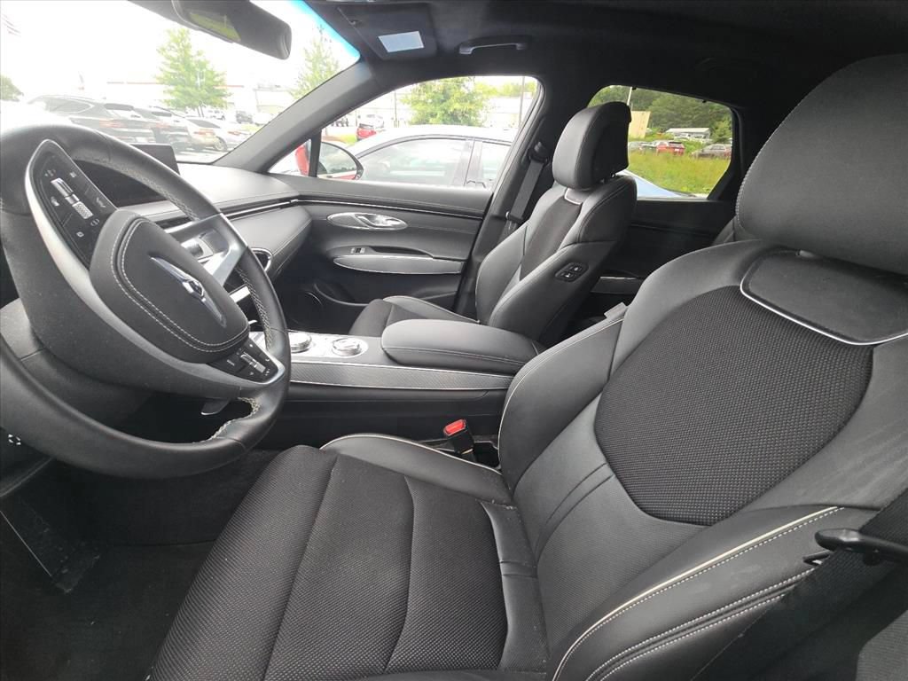 Used 2024 Genesis GV70 2.5T w/ Sport Prestige Package AWD/4WD image 6