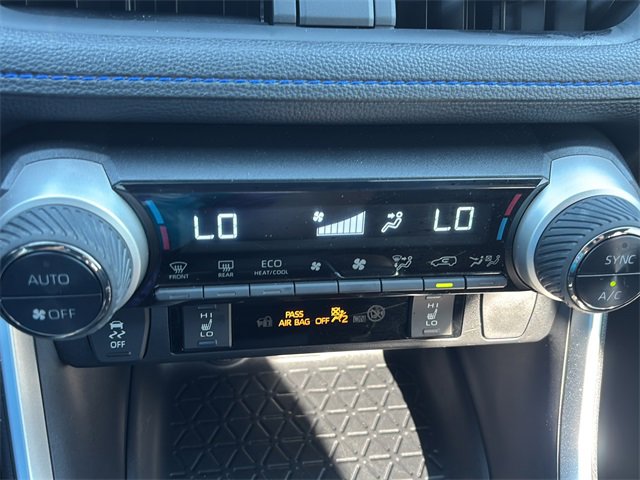 Used 2024 Toyota RAV4 SE w/ Convenience Package image 26