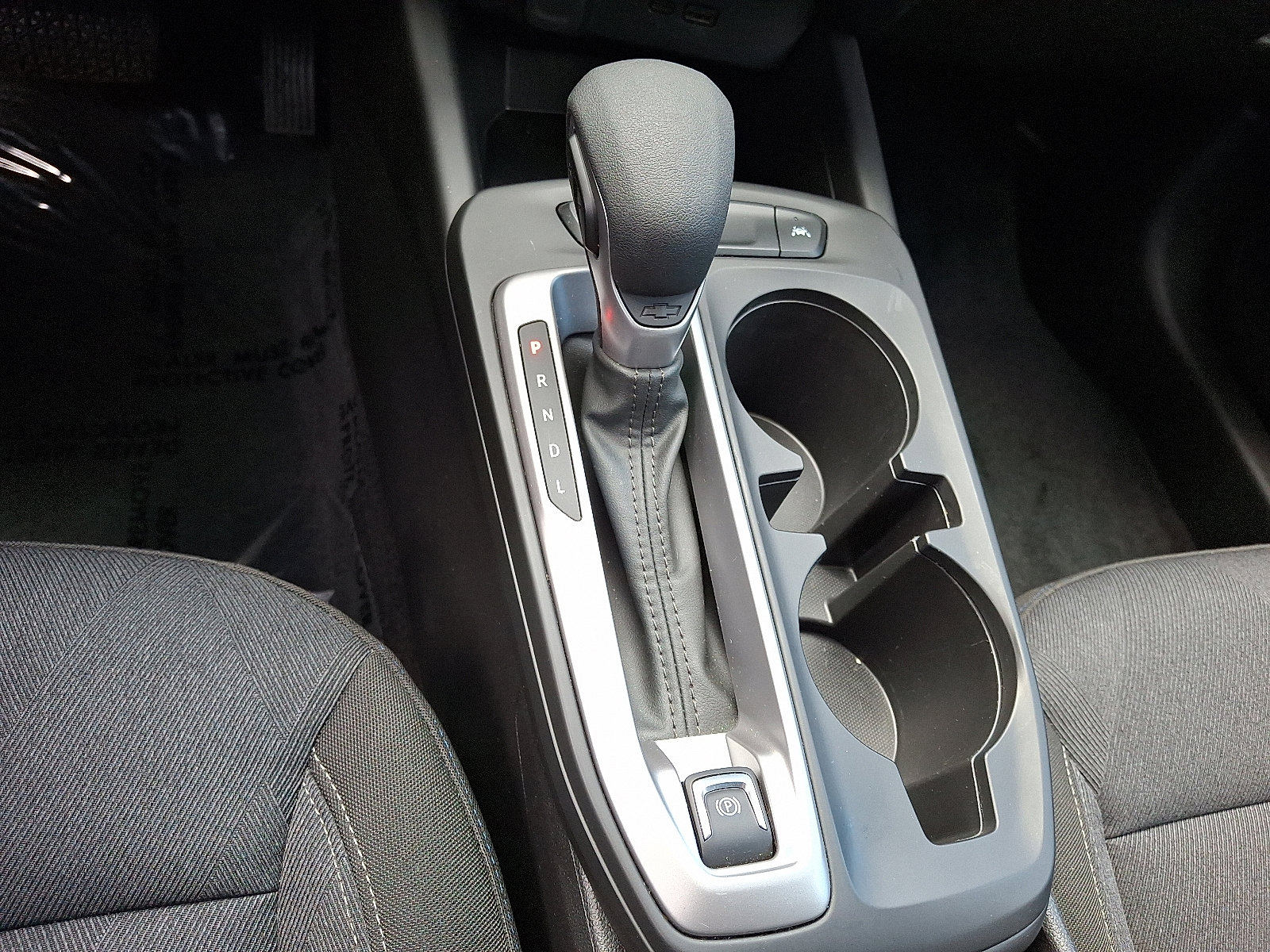 Used 2025 Chevrolet Trax LS image 16