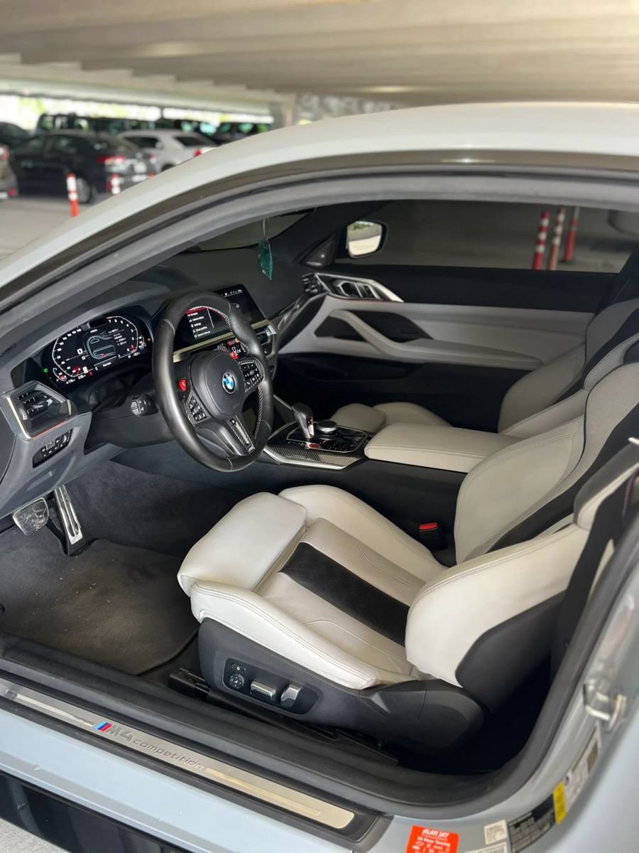 Used 2021 BMW M4 Competition w/ Executive Package RWD image 8