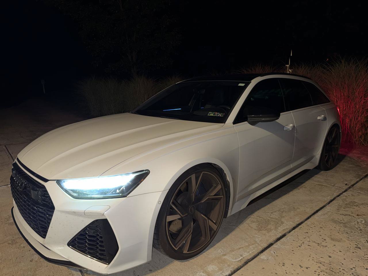 Used 2021 Audi RS 6 AWD/4WD image 15