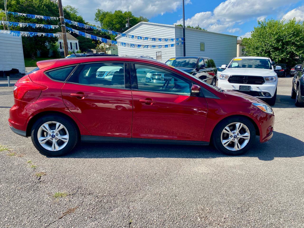 Used 2014 Ford Focus SE FWD image 7