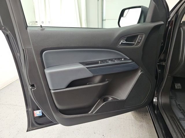 Used 2022 Chevrolet Colorado Z71 image 12