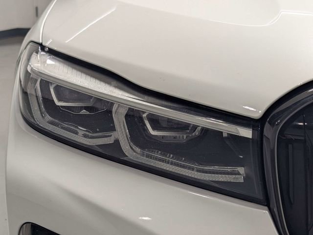 Used 2021 BMW 750i xDrive w/ Luxury Rear Seating Package image 29