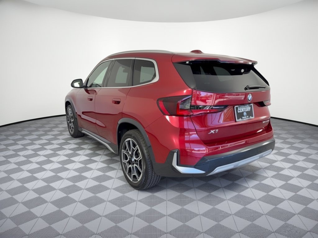 Certified 2026 BMW X1 xDrive28i AWD/4WD image 3