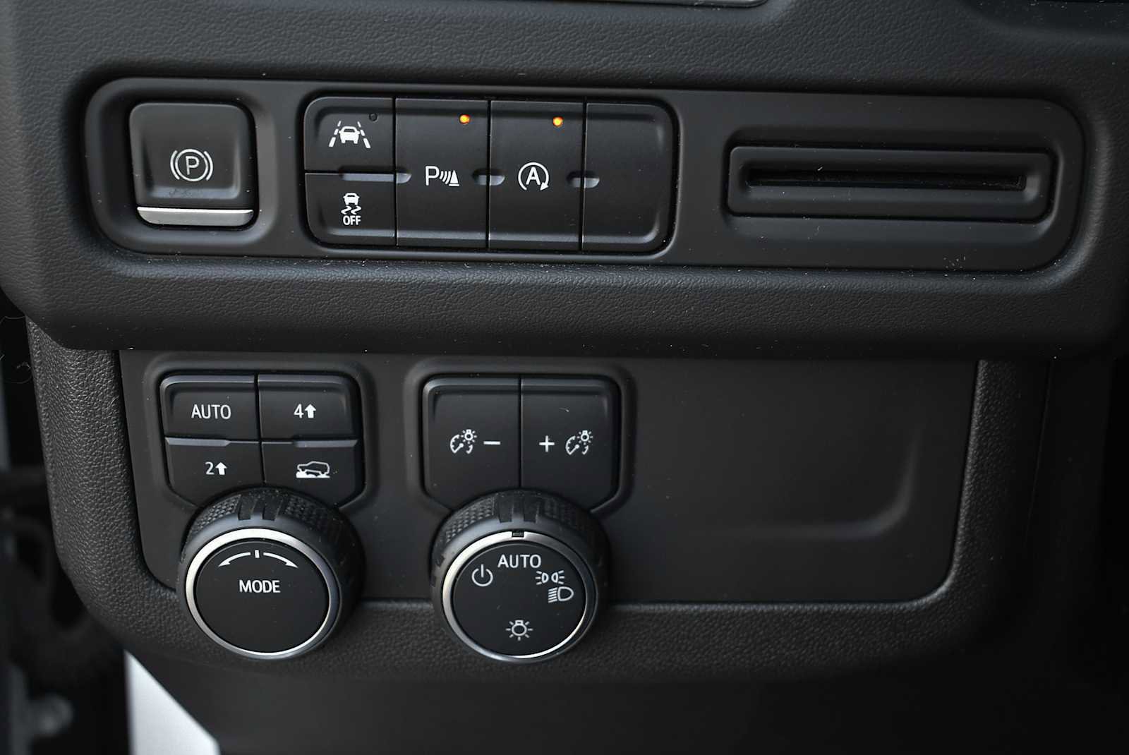 Used 2023 Chevrolet Tahoe LT image 25