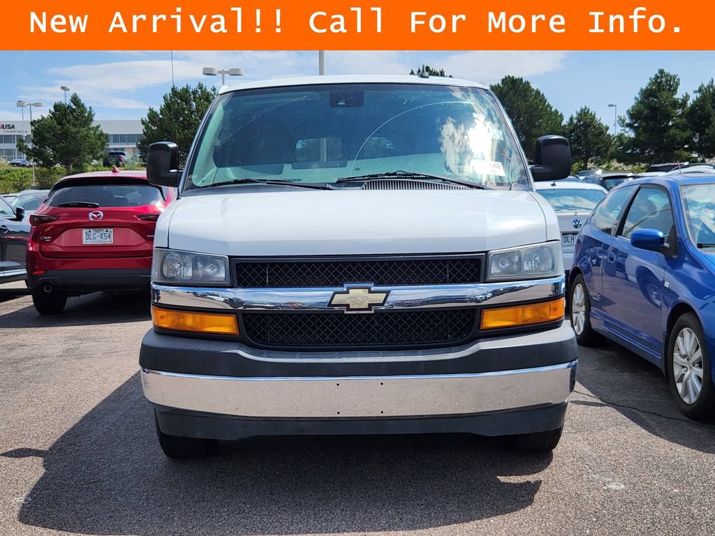 Used 2019 Chevrolet Express 3500 LT w/ LT Preferred Equipment Group RWD image 3