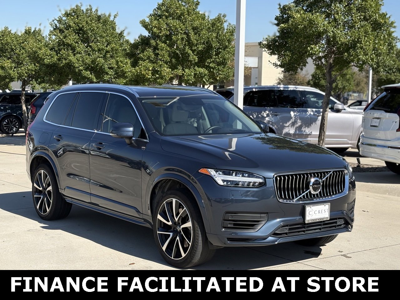 Used 2020 Volvo XC90 T8 Momentum w/ Protection Package Premier image 5