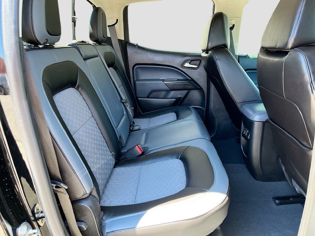 Used 2022 Chevrolet Colorado Z71 AWD/4WD image 24