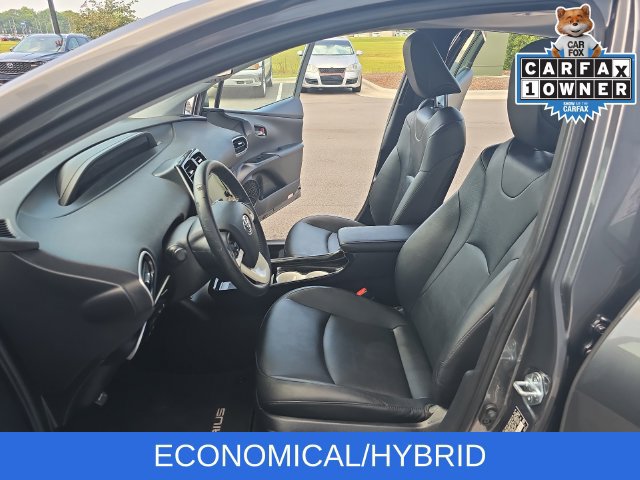 Used 2016 Toyota Prius Four w/ Advanced Technology Package FWD image 12
