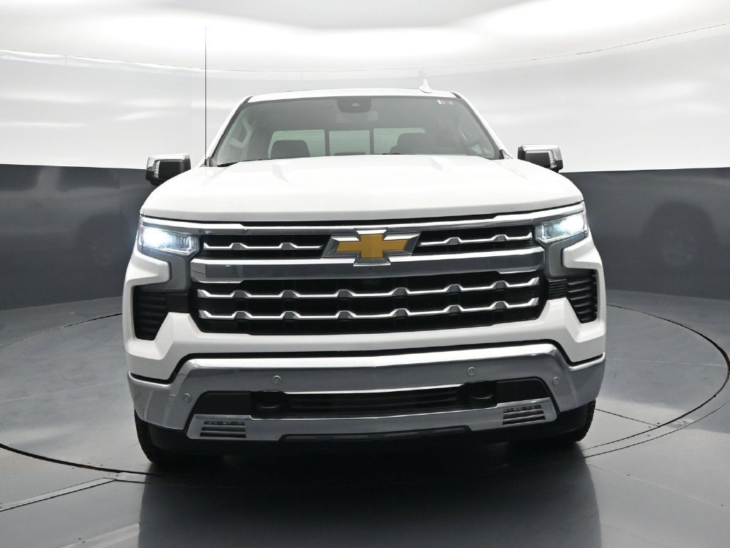 Used 2023 Chevrolet Silverado 1500 LTZ w/ LTZ Convenience Package II AWD/4WD image 54
